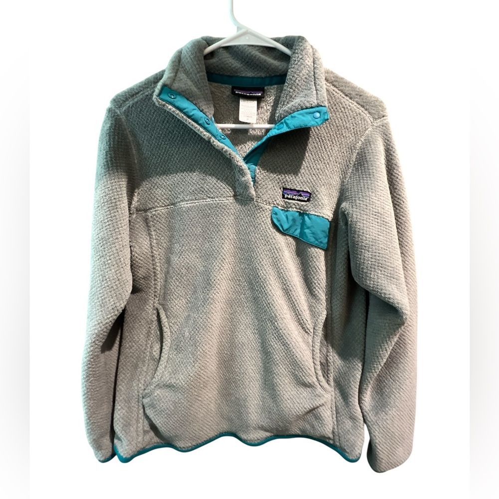 Patagonia Women’s Gray and Blue Fleece Pullover